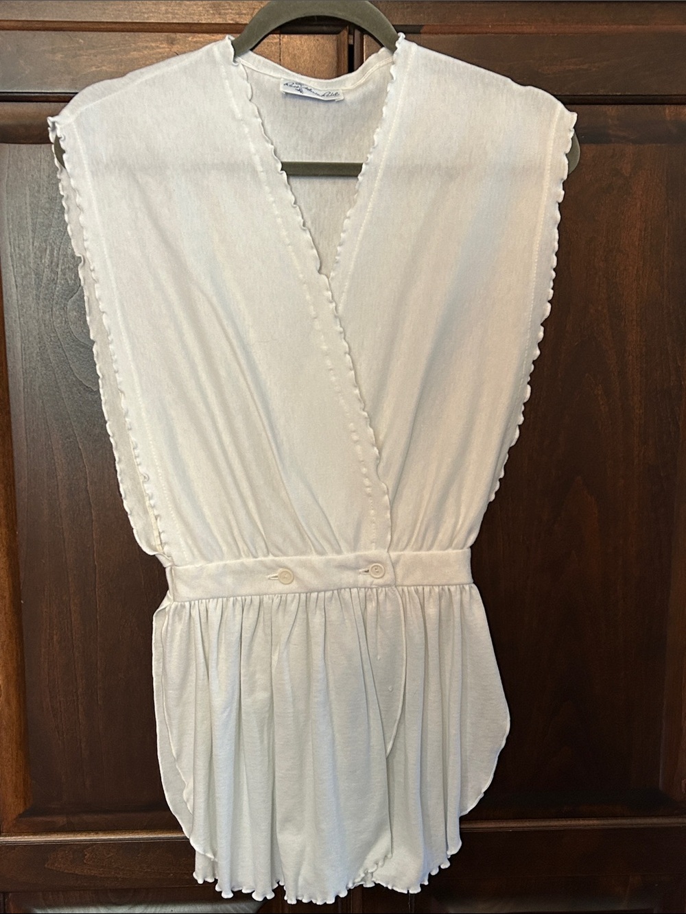 70’s Rose Marie Reid Sz M White Scalloped Sleeveless Swim Cover